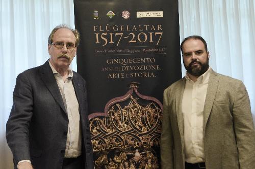 Gianni Torrenti (Assessore regionale Cultura, Sport e Solidarietà) e Ivan Buzzi (Sindaco Pontebba) alla presentazione delle celebrazioni per i 500 anni del Flügelaltar della chiesa di Santa Maria Maggiore di Pontebba - Udine 04/08/2017